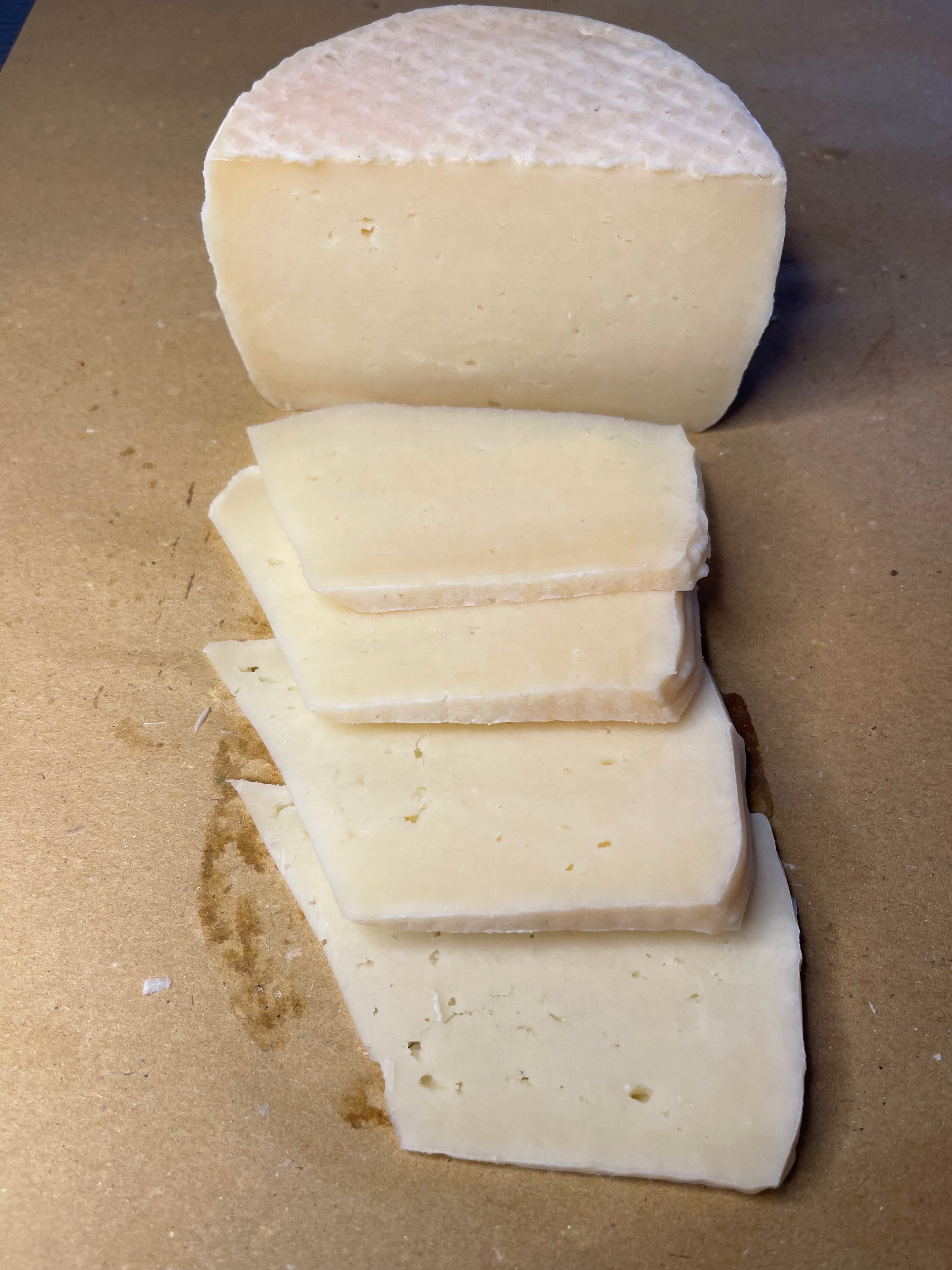 FORMAGGIO CALABRESE MISTO FORMA DA 500G